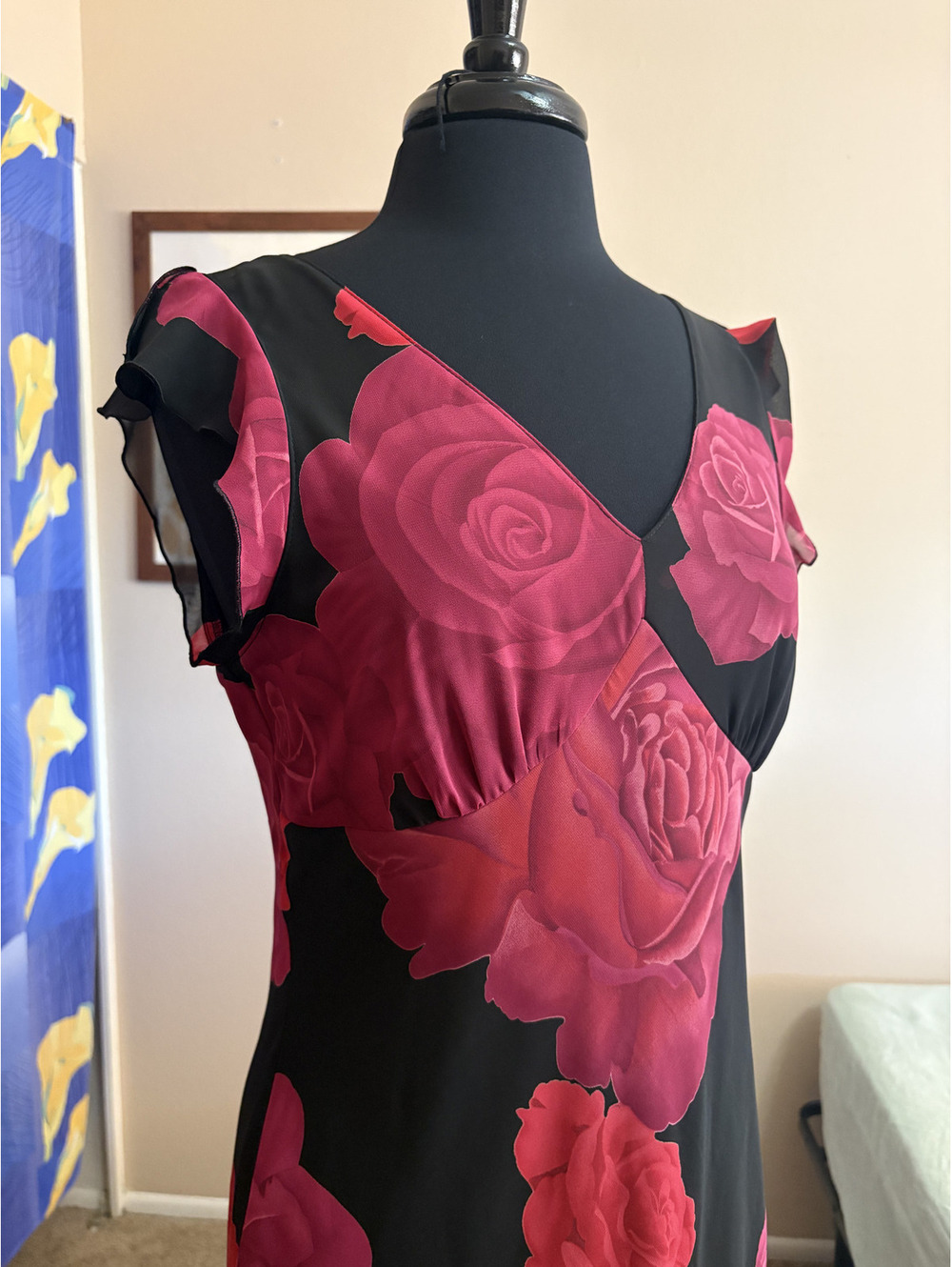 Red Roses Midi Dress Size 14 Large - Picture 4 of 6